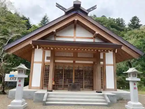 秩父御嶽神社の本殿