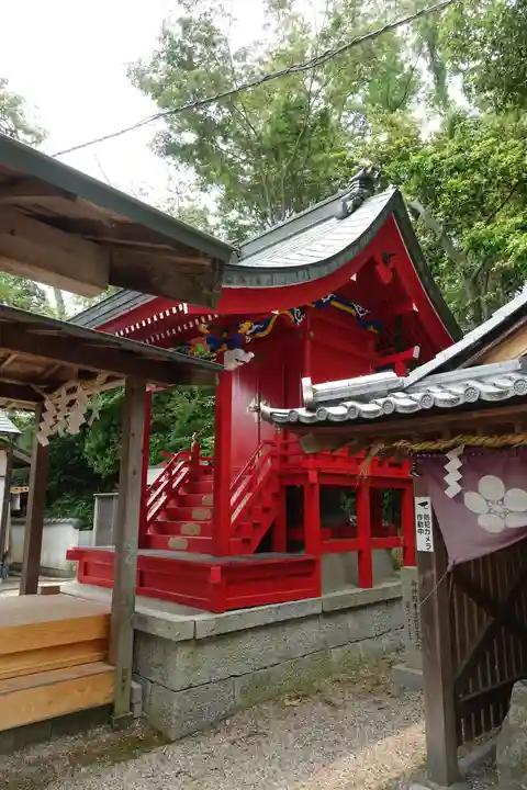 あやめ池神社の本殿・本堂