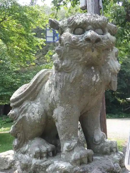 厚岸神社の狛犬