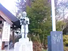 旭川神社の像