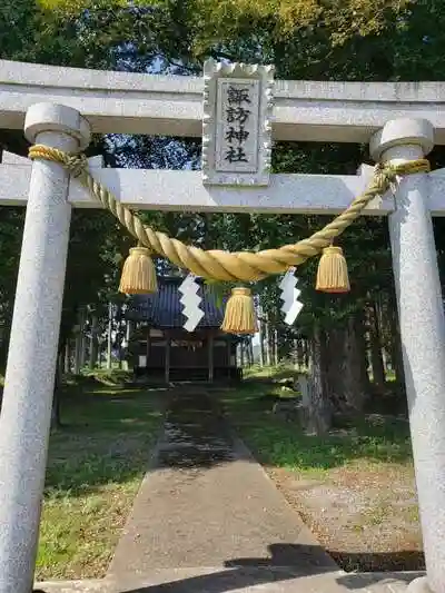 諏訪神社の鳥居