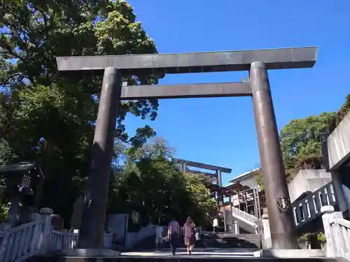 伊勢山皇大神宮の鳥居