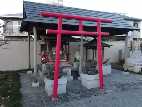 蓮光寺の末社・摂社