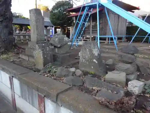 柳明神社の塔