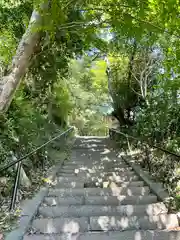 法華堂跡（源頼朝墓・北条義時墓）(神奈川県)