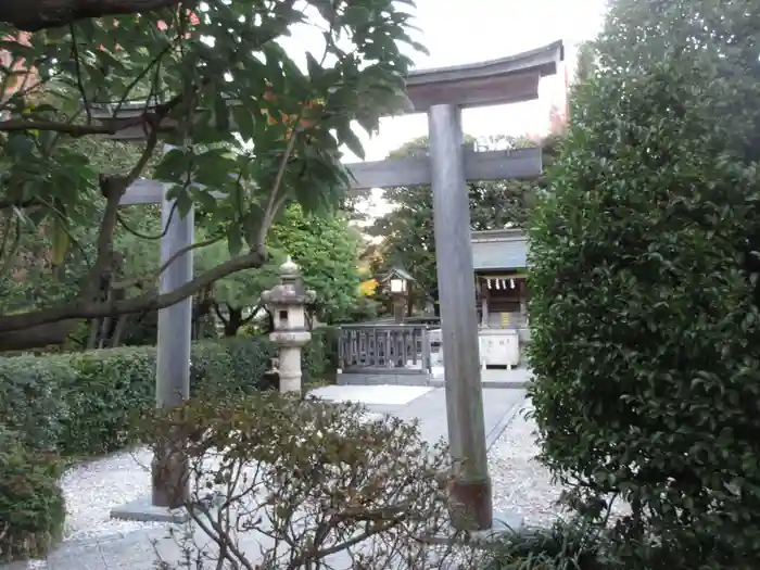 恵比寿神社（恵比寿ガーデンプレイス）の鳥居