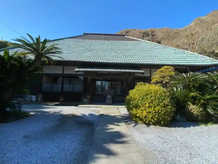 大聖院(高塚不動尊)の本殿・本堂