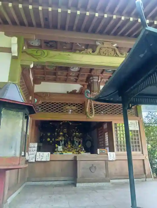 明王院の{uncategorized: "未分類", other: "その他", undefined: "問題あり", building: "その他建物", grave: "お墓", sacred_gate: "鳥居", guardian: "狛犬", statue: "像", buddha: "仏像", history: "歴史", nature: "自然", garden: "庭園", animal: "動物", pagoda: "塔", temizu: "手水舎", mountain_gate: "山門・神門", sanctuary: "本殿・本堂", subordinate: "末社・摂社", art: "芸術", scenery: "景色", jizo: "地蔵", ema: "絵馬", goshuin: "御朱印", omikuji: "おみくじ", items: "授与品その他", amulet: "お守り", goshuincho: "御朱印帳", eats: "食事", festival: "お祭り", votive_dance: "神楽", shichigosan: "七五三参", wedding: "結婚式", experience: "体験その他", initially: "初詣", around: "周辺", anti_infection: "感染症対策"}