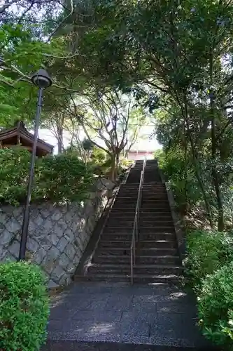 興正寺別院（本山興正寺霊山本廟）のその他建物