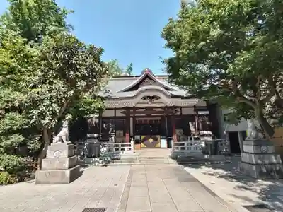 鳥越神社の本殿・本堂