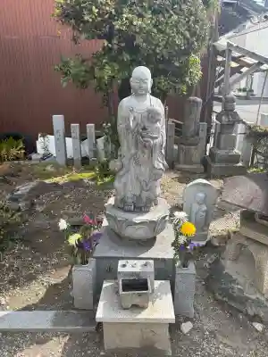 豪潮寺（不動院）の{uncategorized: "未分類", other: "その他", undefined: "問題あり", building: "その他建物", grave: "お墓", sacred_gate: "鳥居", guardian: "狛犬", statue: "像", buddha: "仏像", history: "歴史", nature: "自然", garden: "庭園", animal: "動物", pagoda: "塔", temizu: "手水舎", mountain_gate: "山門・神門", sanctuary: "本殿・本堂", subordinate: "末社・摂社", art: "芸術", scenery: "景色", jizo: "地蔵", ema: "絵馬", goshuin: "御朱印", omikuji: "おみくじ", items: "授与品その他", amulet: "お守り", goshuincho: "御朱印帳", eats: "食事", festival: "お祭り", votive_dance: "神楽", shichigosan: "七五三参", wedding: "結婚式", experience: "体験その他", initially: "初詣", around: "周辺", anti_infection: "感染症対策"}