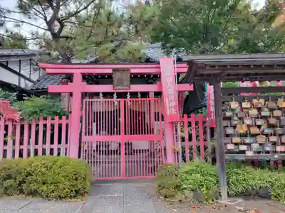 玉姫稲荷神社の末社・摂社