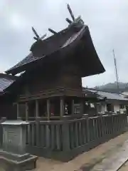 鷹日神社の本殿