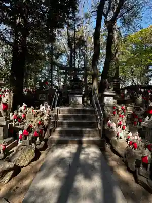 豊川閣 妙厳寺の{uncategorized: "未分類", other: "その他", undefined: "問題あり", building: "その他建物", grave: "お墓", sacred_gate: "鳥居", guardian: "狛犬", statue: "像", buddha: "仏像", history: "歴史", nature: "自然", garden: "庭園", animal: "動物", pagoda: "塔", temizu: "手水舎", mountain_gate: "山門・神門", sanctuary: "本殿・本堂", subordinate: "末社・摂社", art: "芸術", scenery: "景色", jizo: "地蔵", ema: "絵馬", goshuin: "御朱印", omikuji: "おみくじ", items: "授与品その他", amulet: "お守り", goshuincho: "御朱印帳", eats: "食事", festival: "お祭り", votive_dance: "神楽", shichigosan: "七五三参", wedding: "結婚式", experience: "体験その他", initially: "初詣", around: "周辺", anti_infection: "感染症対策"}