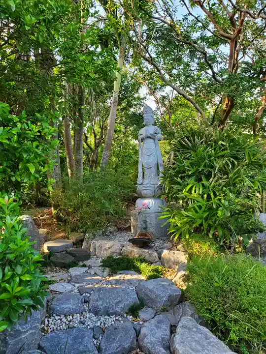 堅龍寺(沖縄県)
