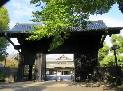 輪王寺両大師堂(寛永寺輪王殿)の山門・神門