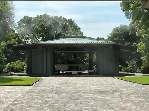 千鳥ヶ淵戦没者墓苑(東京都)