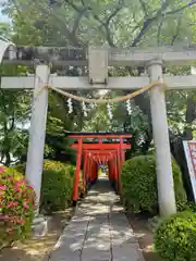 尾曳稲荷神社の鳥居