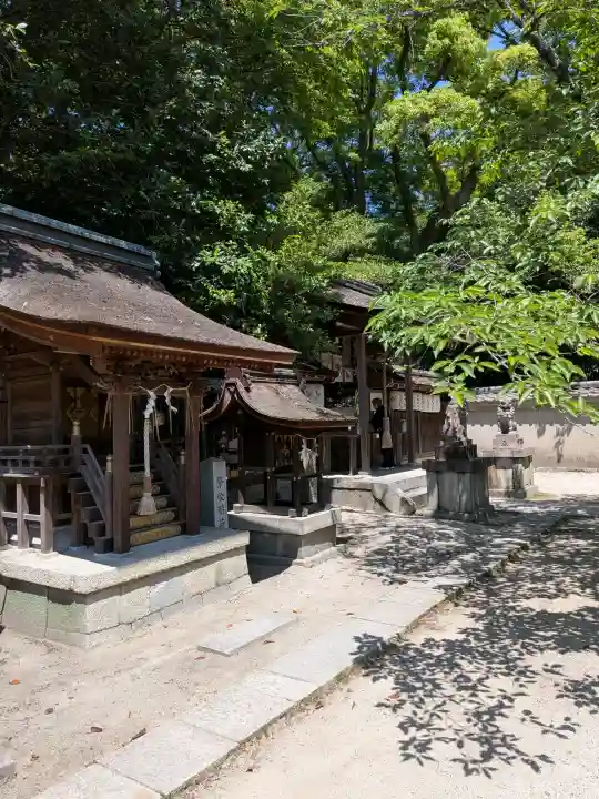 宗像神社の{uncategorized: "未分類", other: "その他", undefined: "問題あり", building: "その他建物", grave: "お墓", sacred_gate: "鳥居", guardian: "狛犬", statue: "像", buddha: "仏像", history: "歴史", nature: "自然", garden: "庭園", animal: "動物", pagoda: "塔", temizu: "手水舎", mountain_gate: "山門・神門", sanctuary: "本殿・本堂", subordinate: "末社・摂社", art: "芸術", scenery: "景色", jizo: "地蔵", ema: "絵馬", goshuin: "御朱印", omikuji: "おみくじ", items: "授与品その他", amulet: "お守り", goshuincho: "御朱印帳", eats: "食事", festival: "お祭り", votive_dance: "神楽", shichigosan: "七五三参", wedding: "結婚式", experience: "体験その他", initially: "初詣", around: "周辺", anti_infection: "感染症対策"}
