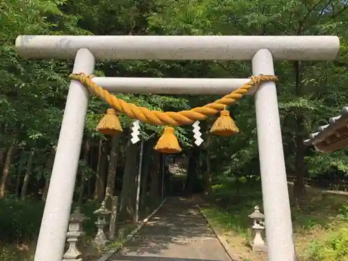 曽尾神社の鳥居