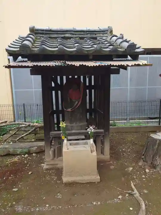 八幡社の地蔵
