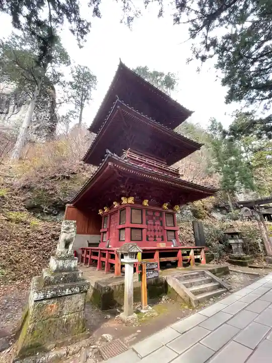 榛名神社の塔