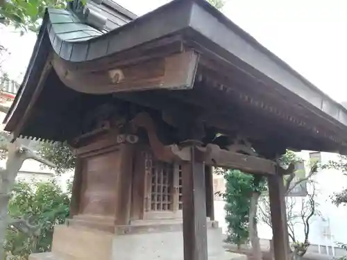 小松翁稲荷神社の本殿・本堂