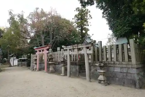 秦楽寺の鳥居