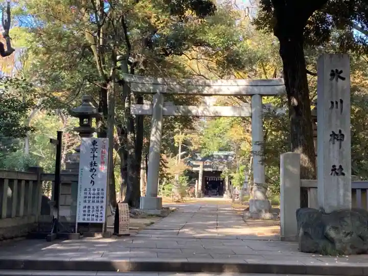 赤坂氷川神社の鳥居