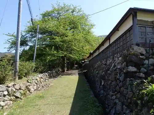 若狭神宮寺の建物その他