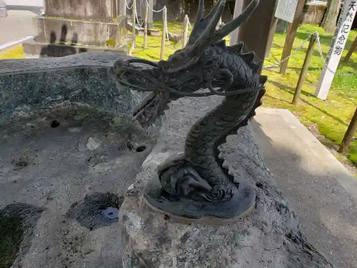 飛騨屋神明社の手水舎