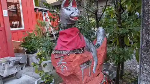 よさこい稲荷神社の狛犬