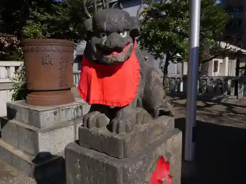 元郷氷川神社の狛犬