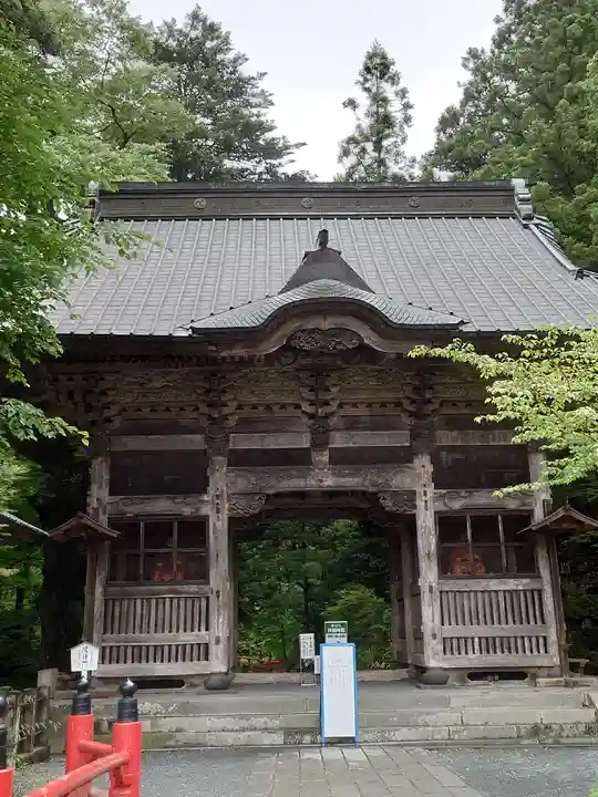榛名神社の山門・神門