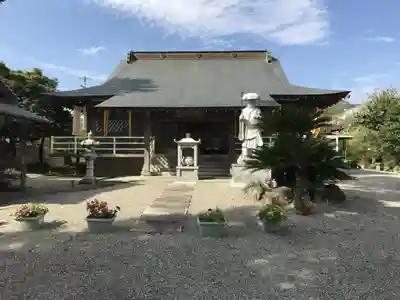 長好寺の本殿・本堂