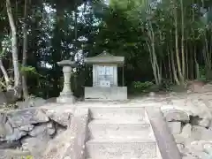 敢國神社の末社