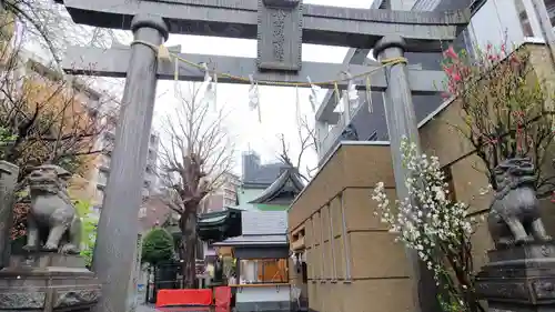 小野照崎神社の鳥居