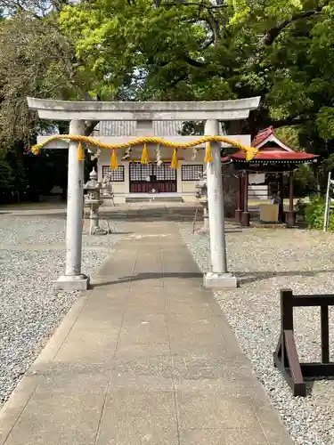 諏訪神社の鳥居