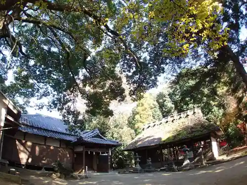 夜都伎神社の本殿