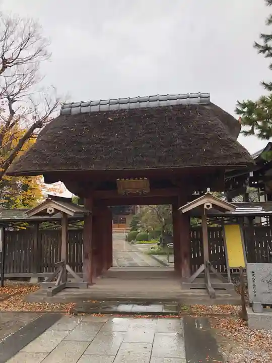 妙好寺の山門・神門
