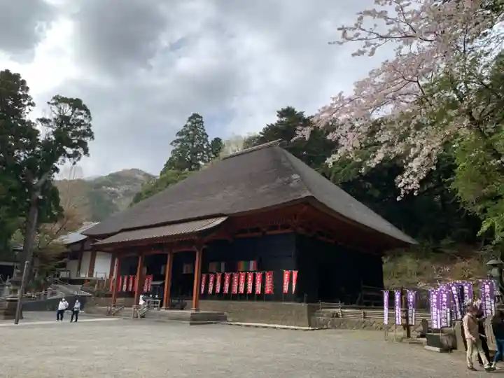 宝城坊の本殿・本堂