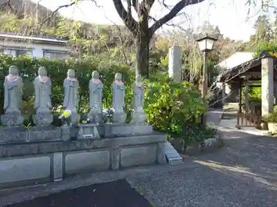 龍泉寺の地蔵