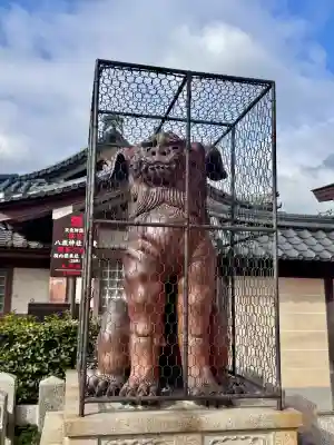 八坂神社(祇園さん)の{uncategorized: "未分類", other: "その他", undefined: "問題あり", building: "その他建物", grave: "お墓", sacred_gate: "鳥居", guardian: "狛犬", statue: "像", buddha: "仏像", history: "歴史", nature: "自然", garden: "庭園", animal: "動物", pagoda: "塔", temizu: "手水舎", mountain_gate: "山門・神門", sanctuary: "本殿・本堂", subordinate: "末社・摂社", art: "芸術", scenery: "景色", jizo: "地蔵", ema: "絵馬", goshuin: "御朱印", omikuji: "おみくじ", items: "授与品その他", amulet: "お守り", goshuincho: "御朱印帳", eats: "食事", festival: "お祭り", votive_dance: "神楽", shichigosan: "七五三参", wedding: "結婚式", experience: "体験その他", initially: "初詣", around: "周辺", anti_infection: "感染症対策"}