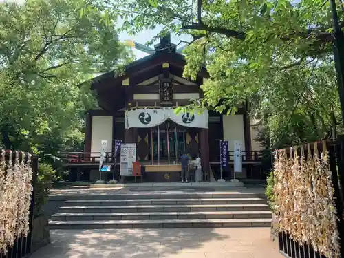 稲毛神社の本殿・本堂