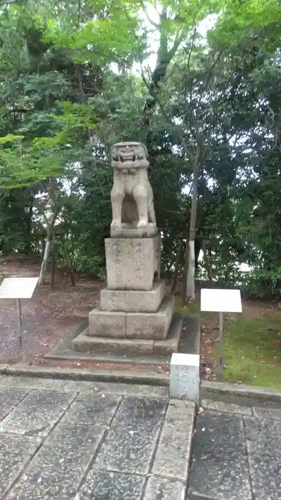 琴崎八幡宮の狛犬