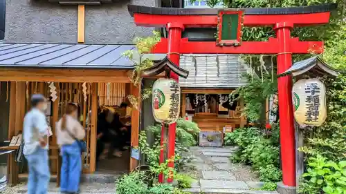 五十稲荷神社(栄寿稲荷神社)の鳥居