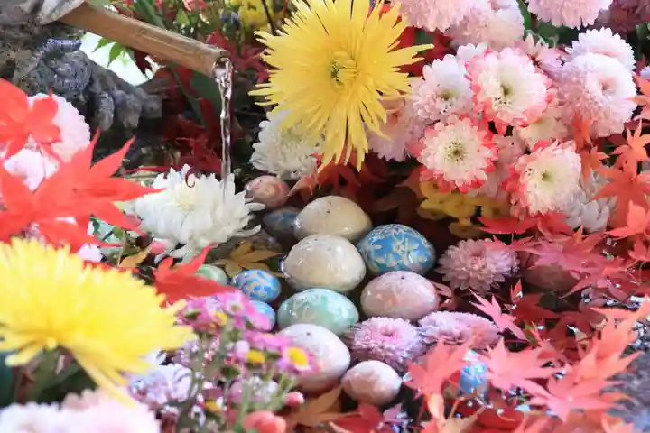 滑川神社 - 仕事と子どもの守り神の手水舎