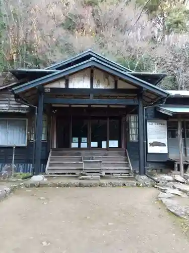 茶湯寺の本殿・本堂