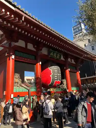 浅草寺の山門