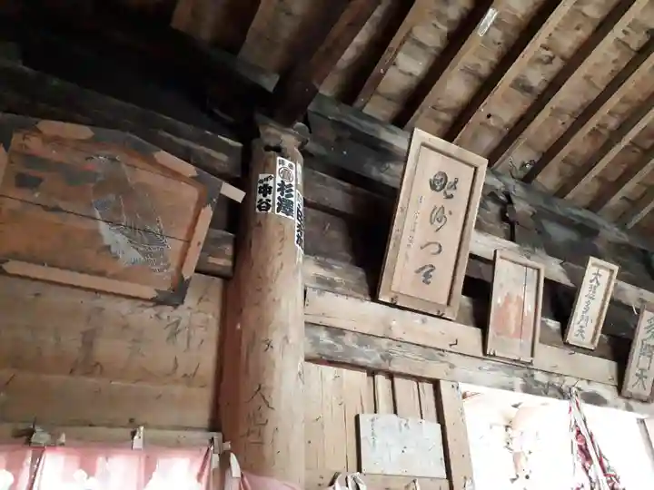 毘沙門堂の本殿・本堂